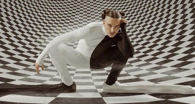 Egy észt rapper szállítja a divatvilág legőrültebb kollaborációit most