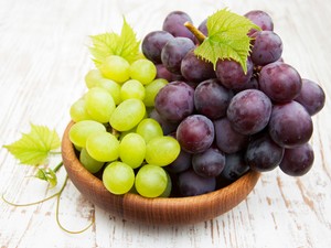 Pofonegyszerű szőlős finomság vacsi utánra