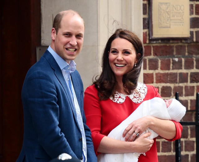 Mutatunk egy új fotót Lajos hercegről, elolvadsz tőle