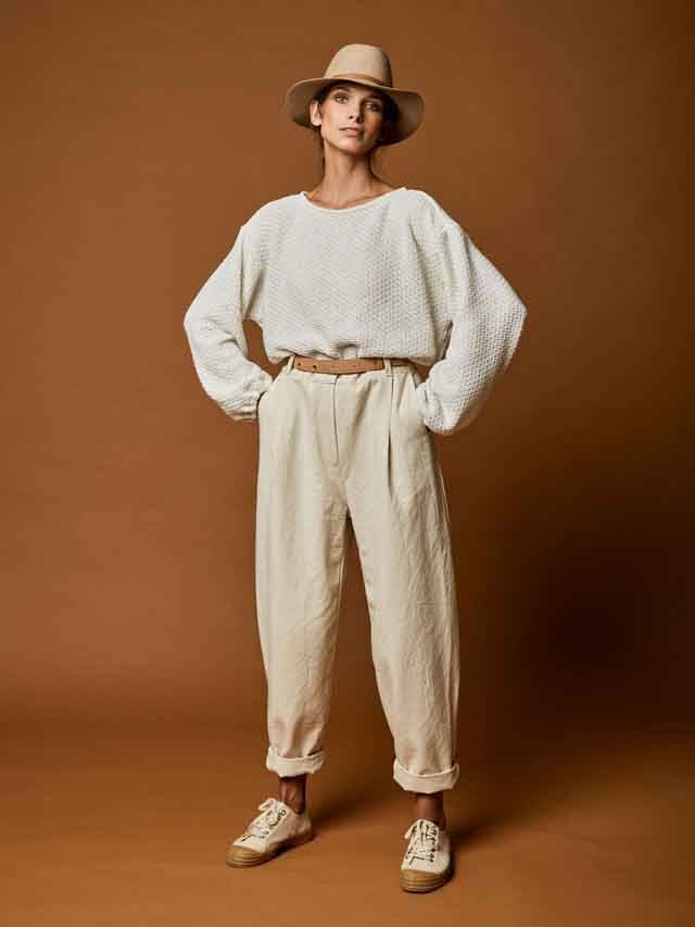 ,,A festékfoltos kötények az aktív művészet megkerülhetetlen lenyomatai" - Interjú Majoros Zitával