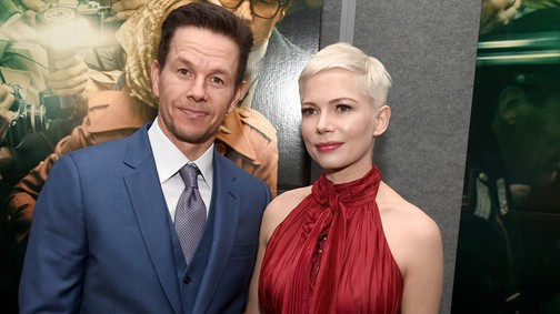 A kutya úristenit, de tényleg! Mark Wahlberg 1500-szor többet kapott a forgatásért, mint Michelle Williams