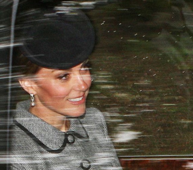 Kate Middleton fülbevalója