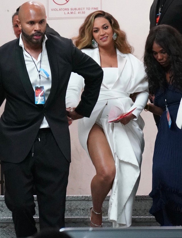 Beyonce egy Balmain ruhában