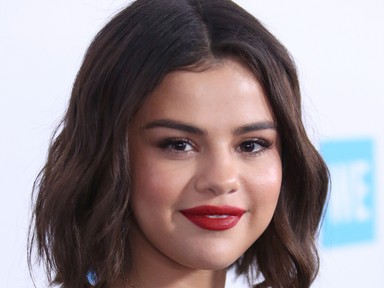 Selena Gomez újra Nirvana-szőke! És milyen jó áll neki!