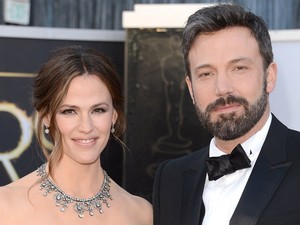 Ben Affleck kijött az elvonóról, hogy ex-feleségével templomba menjen