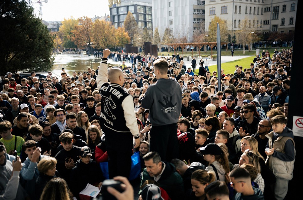 A sneakerkultúra már rég nem csak a cipőkről szól: Trunk Tamás New Universe fesztiválja Budapesten hozza össze a streetwear, a hiphop és a fiatal generáció legnagyobb rajongóit, hogy együtt élhessék át az utcai kultúra különleges világát