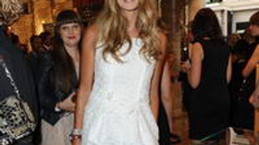 Elle Macpherson