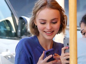 Meseszép Johnny Depp 15 éves lánya