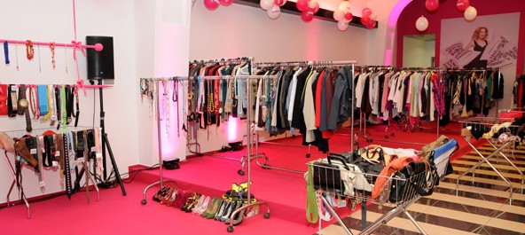 Több száz zsákot küldtetek az üzletbe, köszönjük!