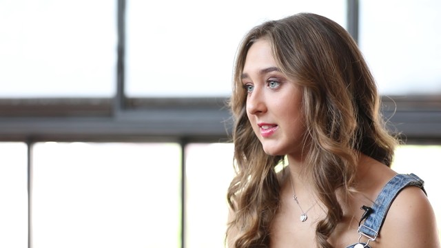 Bencze Blanka 18 évesen írta első könyvét, amiről most nekünk mesélt