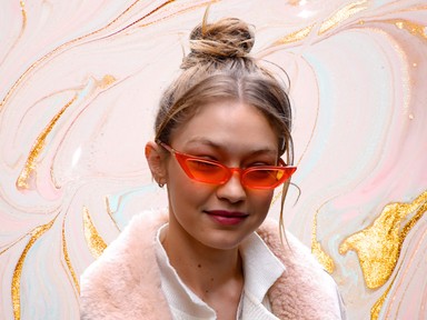 Zseniális frizura trükk: 1 mozdulat, és így lesz mindig tökéletes és izgalmas a kontyod