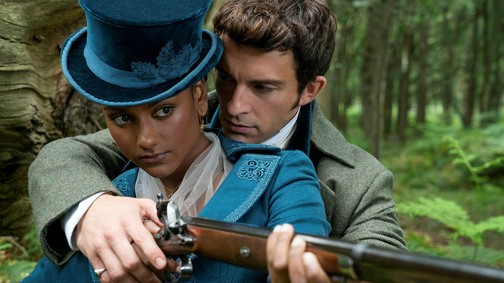 A Bridgerton család bebizonyította: az ellentétek vonzzák egymást!