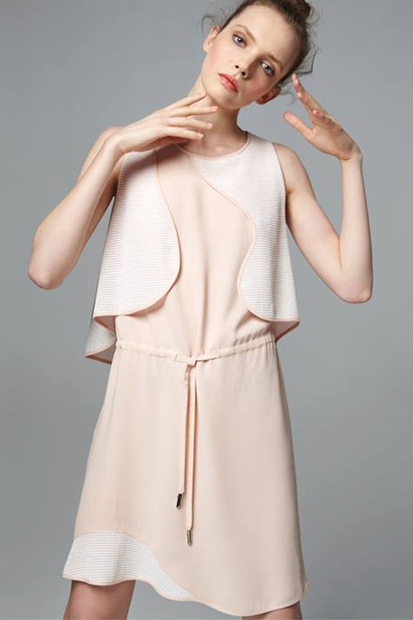 Új USE unused pop-up bolt nyílik