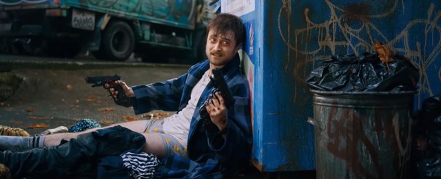 Daniel Radcliffe új akciófilmjének előzetesét csak fél szemmel bírjuk nézni