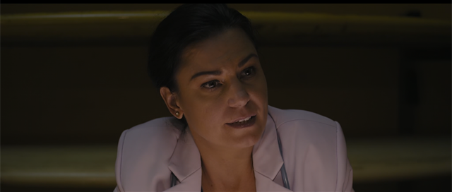 A magyar színésznő, aki indonéz-amerikai szörfös filmben kapott szerepet