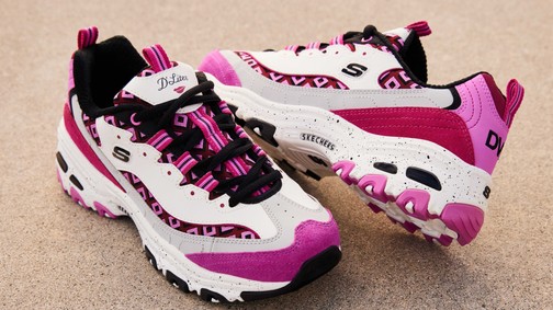 Nincs kényelmesebb és vidámabb cipő a Skechers X DVF modelleknél