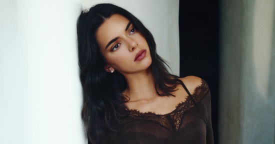 Kendall Jenner új fotóitól a lélegzeted is eláll, nem akármilyen hírt jelentett be