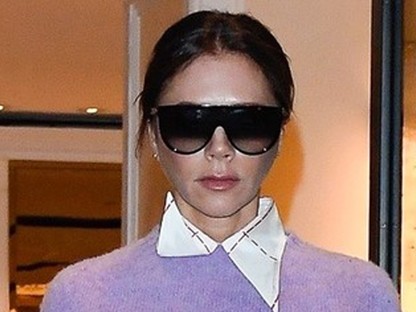 Victoria Beckham saját kezűleg hozza vissza ezt a rettenes cipőtrendet