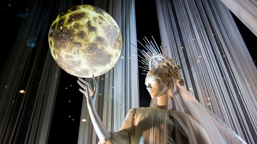 Kirakatban a karácsony