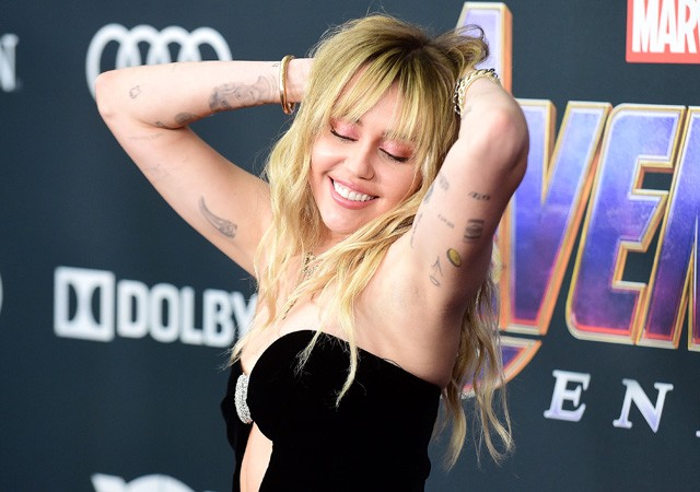 Miley Cyrus a Bosszúállók premierjén engedte el magát