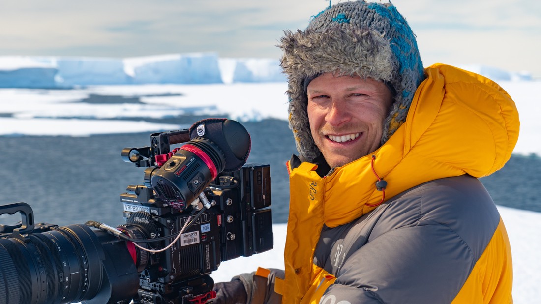 Bertie Gregory felfedezője és természetfilmes, a National Geographic Emmy- és BAFTA-díjas munkatársa