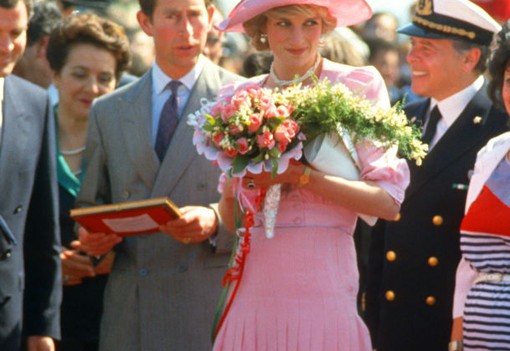 9 alkalom, amikor Diana hercegnő a ruhájával üzent a világnak