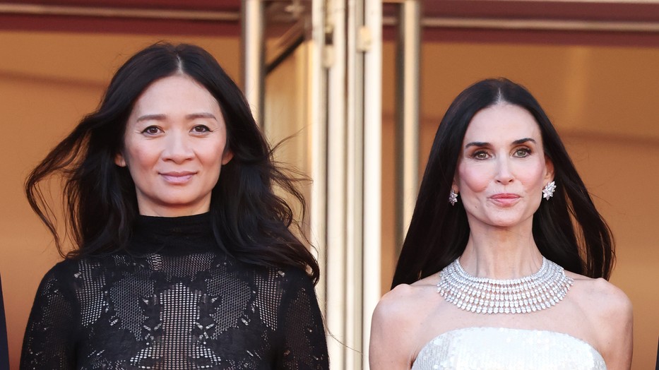 Chloé Zhao és Demi Moore 2026-ban a cannes-i filmfesztivál vörös szőnyegén