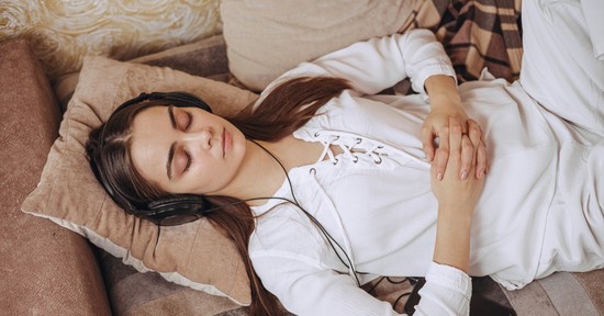 A hang, amitől pillanatok alatt azonnal elalszol majd, pedig nem is gondolnál rá így