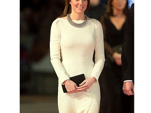 Kate Middleton fehérben ellenállhatatlan