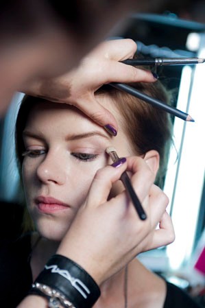 Backstage a show előtt 2.