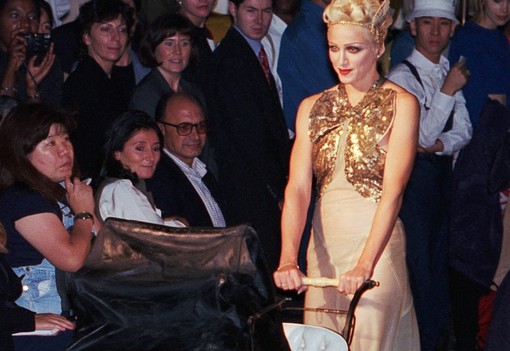 5 alkalom, amikor Madonna meztelenruhát húzott, és örökre beégett a retinánkba