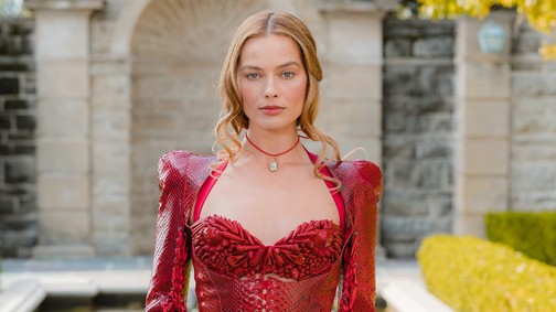 Margot Robbie a világ legszebb meztelenruhájában ragyogott a vörös szőnyegen, elakadt tőle a szavunk