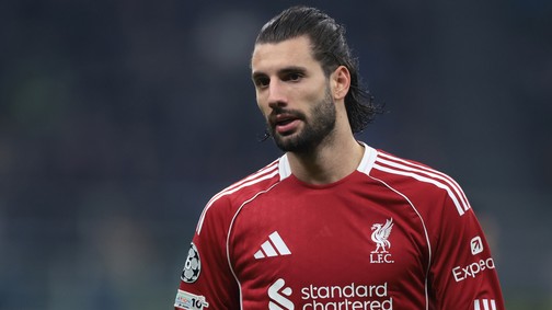 Szoboszlai Dominik és Buzsik Borka karácsonyi családi fotója minden képzeletet felülmúl, elképesztően édes a kislányuk