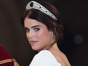 Hű: Eugénia hercegnő szándékosan mutatta meg műtéti hegét az esküvőjén