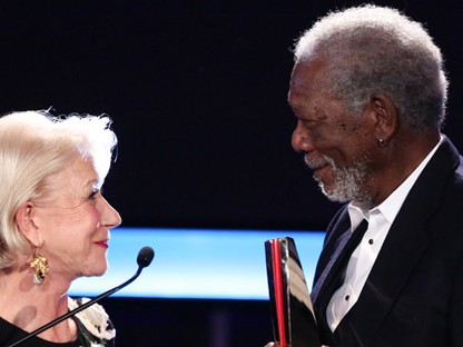 Ma nem lesz már cukibb: Helen Mirren lecsókolta Morgan Freemant 