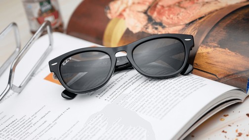 Uniszex, mégis szexi ‒ a Ray-Ban sose megy ki a divatból?