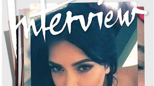 Amikor Kim Kardashian a követendő példa pucérkodásban