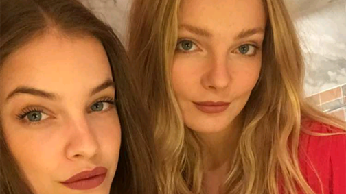 Palvin Barbi és Mihalik Enikő együtt szexiskednek ebben a fürdőruha kampányban!