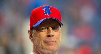 Friss fotók készültek Bruce Willis-ről, a képek láttán összeszorul a szíved