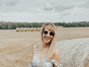 Lángi Dorka mai ruhája 100 százalék nyár