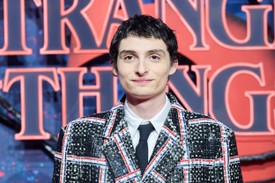 A filmvásznon kívül viszont az egyszerű, rövid haj mellett tette le a voksát. 