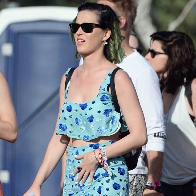 Katy Perry is nagyot bulizott, állítólag még Diplóval is összemelegedett.