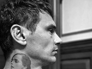 Emberek, James Franco a nyakára tetováltatta Emma Watson arcát!