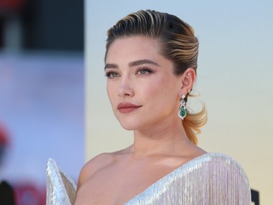Florence Pugh meztelenfelsője a legkockázatosabb ruhadarab, amit valaha láttunk a vörös szőnyegen