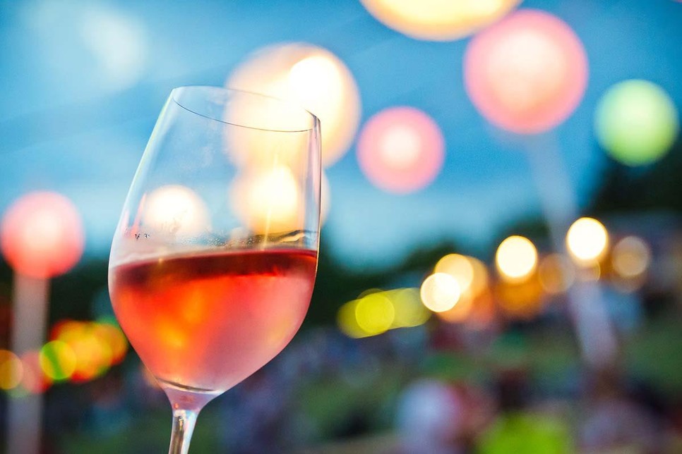 Piknikezik a gourmet közönség! Augusztus első hétvégéjén itt a 10. Paloznaki Jazzpiknik!