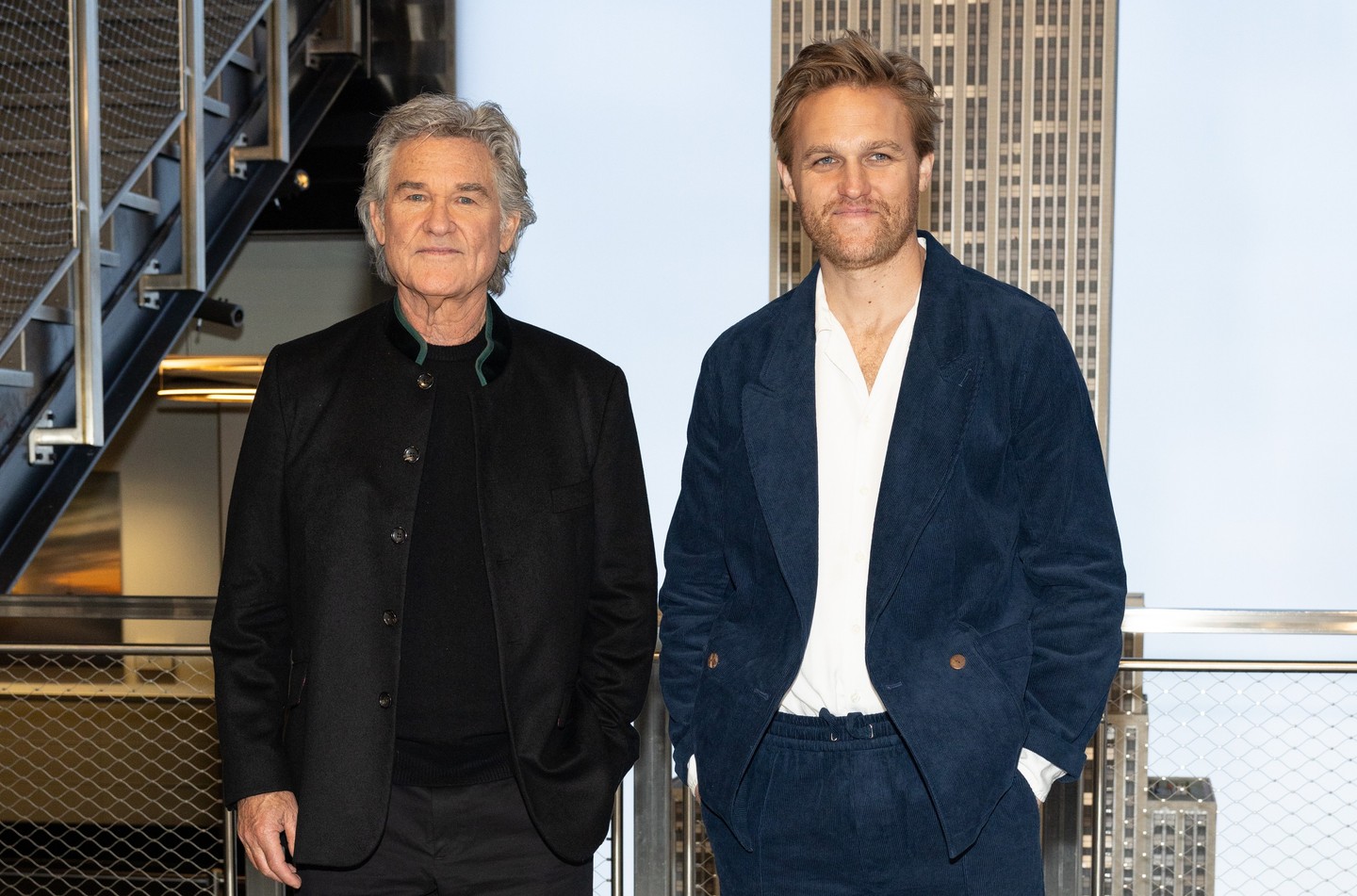 Kurt Russell fia, Wyatt nemcsak a színészet iránti vonzalmát örökölte az édesapjától, hanem  dús haját, az erős állkapcsát és a mosolyát is. 