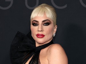 Lady Gaga olasz díva volt A Gucci-ház New York-i premierjén