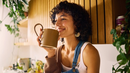 Sokkal boldogabbnak érezheted magad ettől a teától - kóstoltad már?