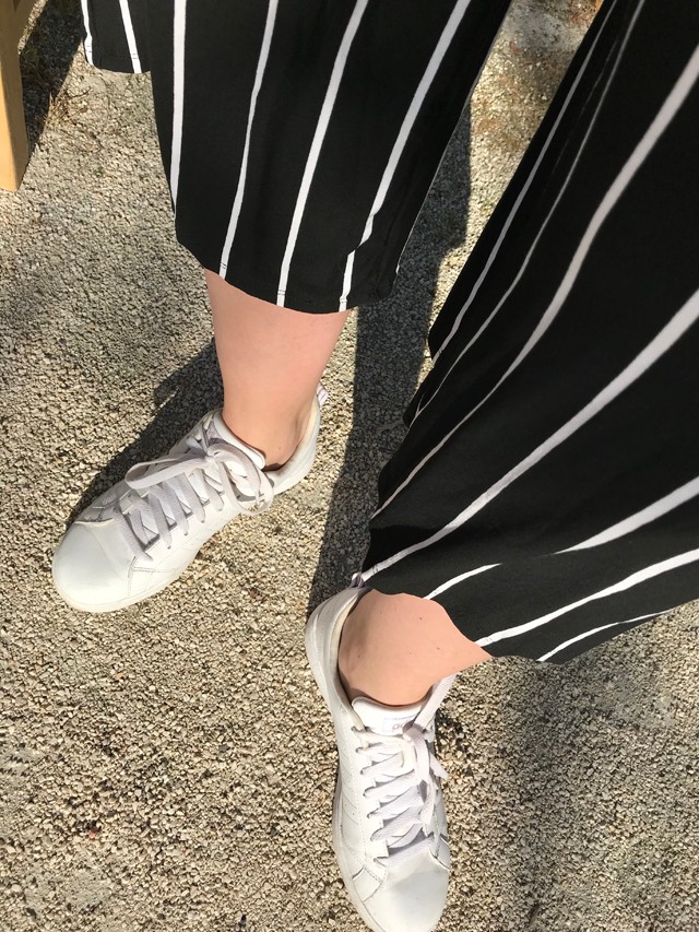 Kozma Rita csíkos overálja bárkinek jól áll