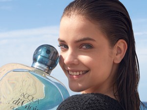 Palvin Barbara smink nélkül szerepel a GLAMOUR júniusi címlapján